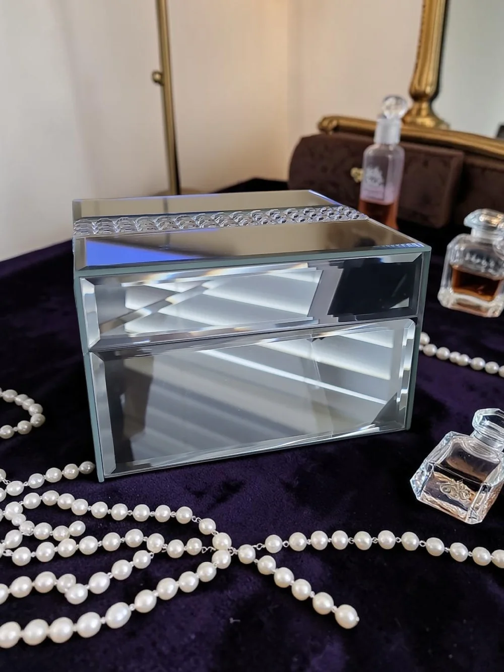 Mirrored Decorative Jewelry Box - Silver